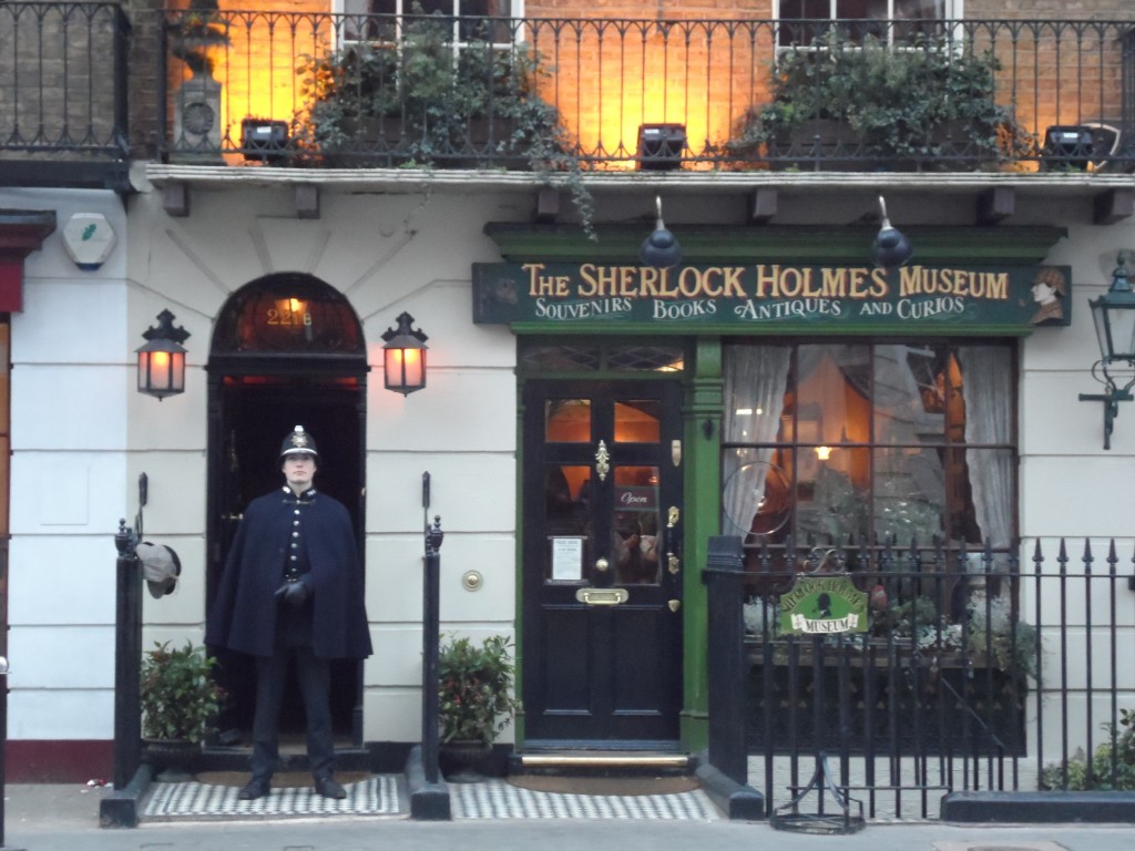 Sherlock_Holmes_Museum_221B_Baker_Street
